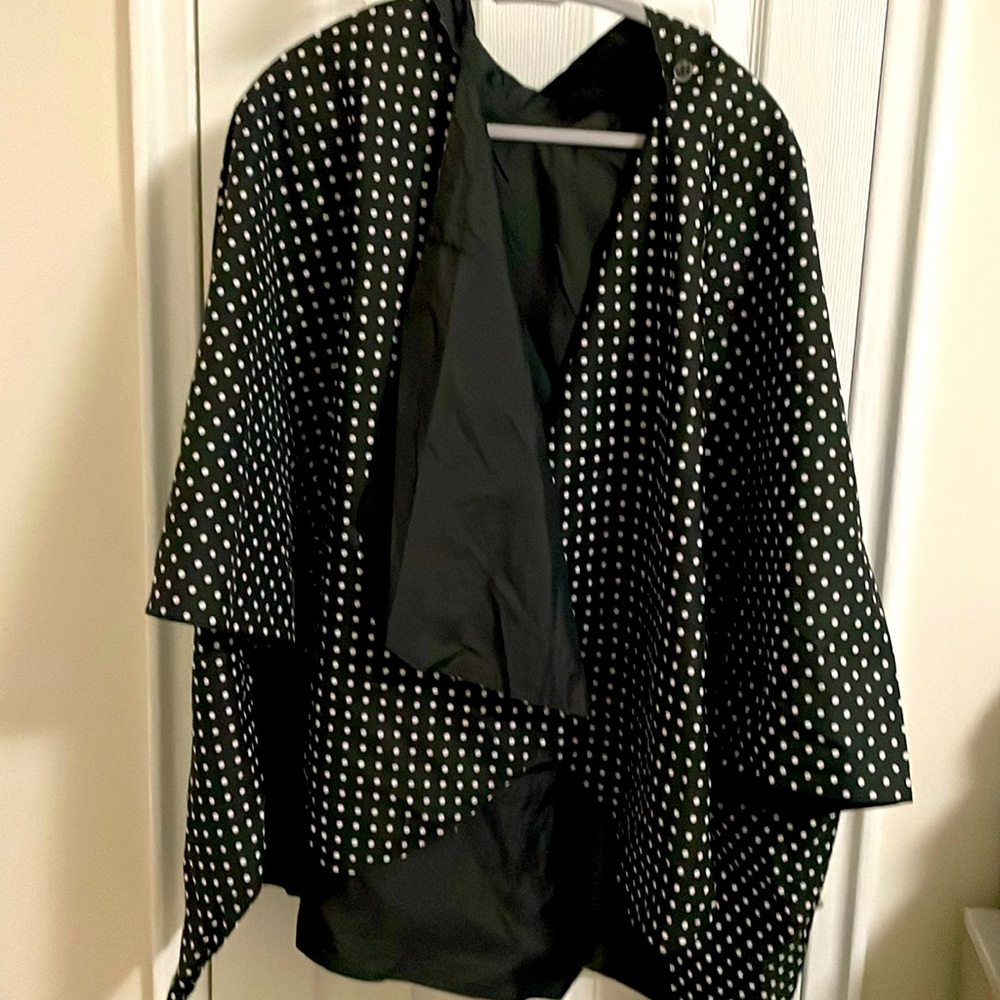NWT Shed Rain Polka Dot Reversible Poncho